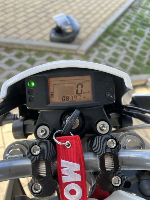 Vendo ou troco UM Scrambler Renegade Sport 125