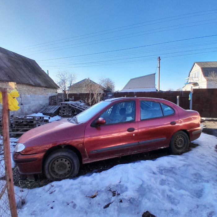 Продам рено меган 1