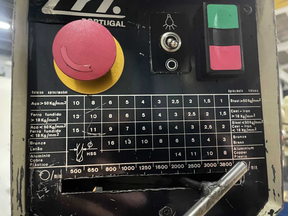 Engenho de furar EFI FA32 usado