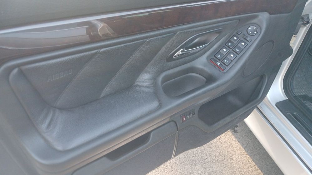 Продам BMW E38 730 M57