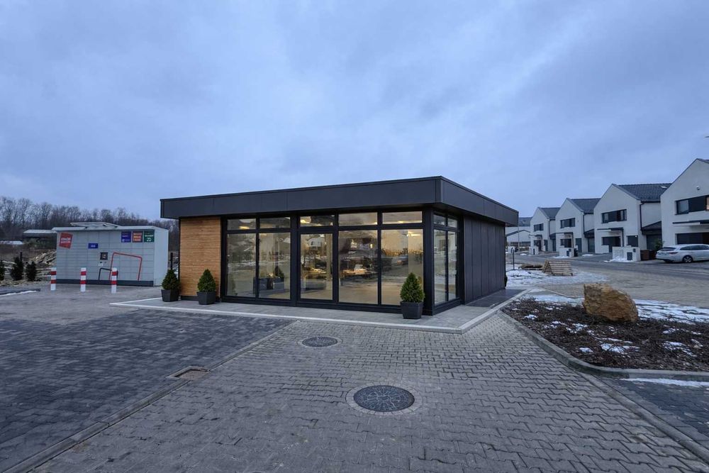 Miejsce parkingowe na sklep/pawilon Siemianowice Ul. Krupanka 92 60m²