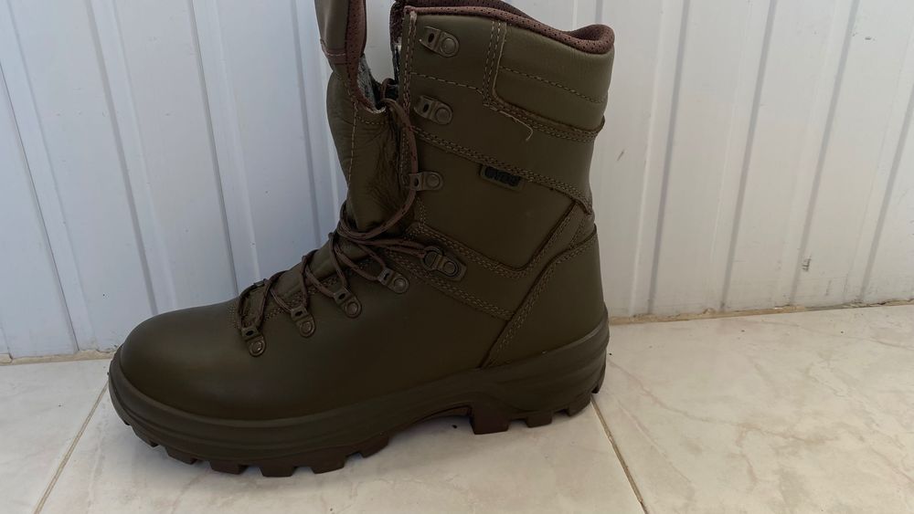 Продам тактичні берці фірми YDS 44 розмір