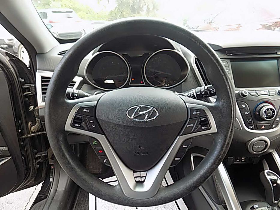 Hyundai Veloster Turbo      2015