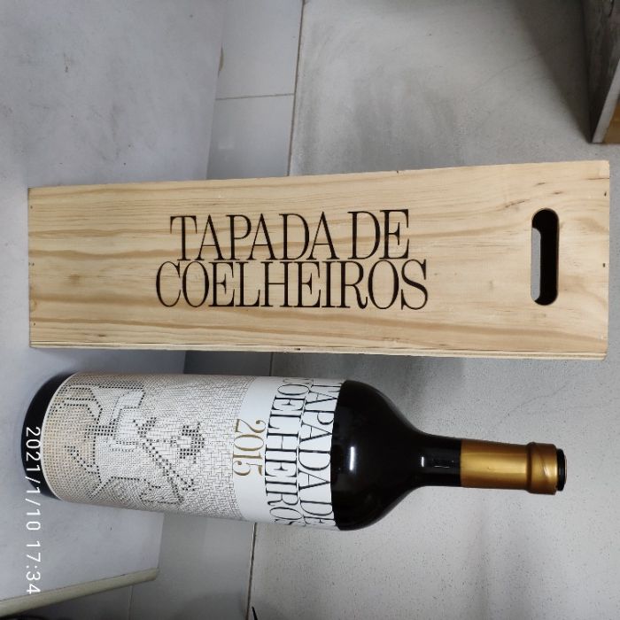 Garrafa magnum Tapada de Coelheiros (dummy bottle) para decoração