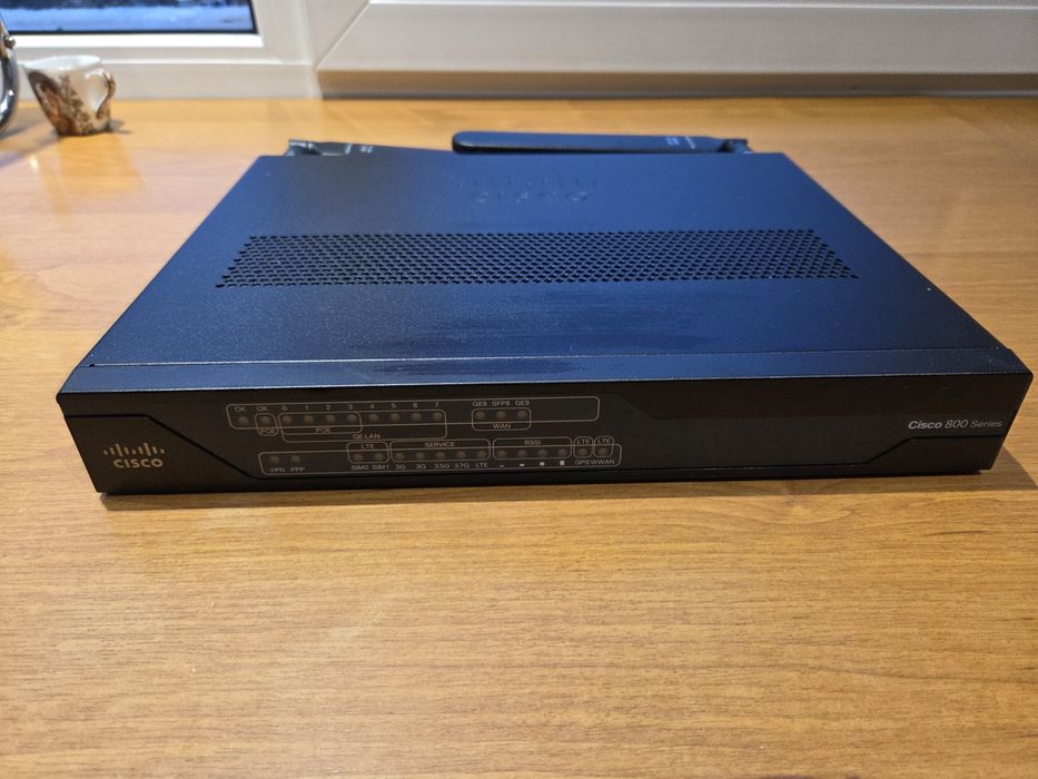 Router Cisco 899g-lte C899G-LTE-GA-K9 V01