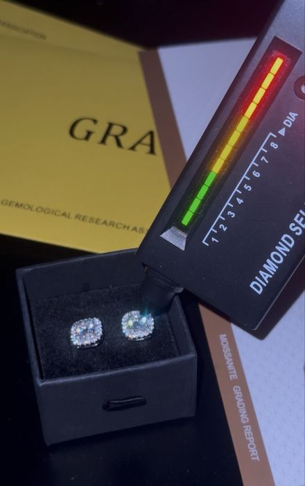 Kolczyk pojedynczy vvs1  moissanite earring 2 karaty diamenty icedout + certyfikaty  GRA