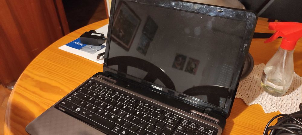 Portátil Toshiba Satellite L755