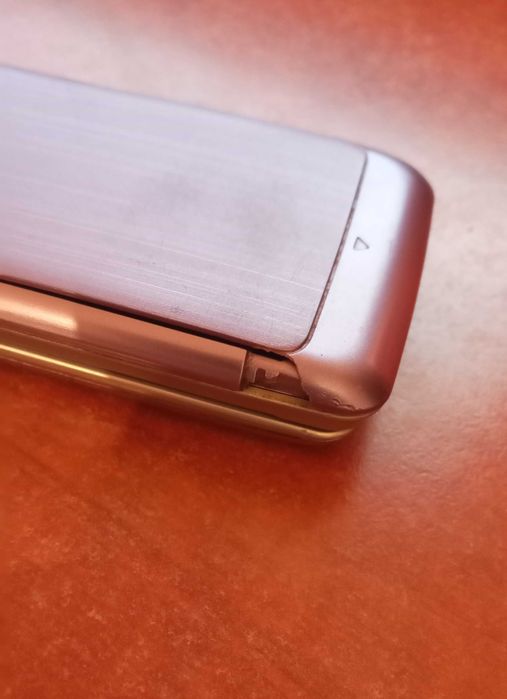 Мобильные телефоны 3шт