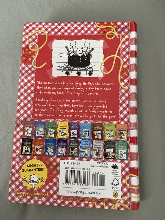 ( NEW NOVO ) Diary of a wimpy kid - HOT MESS !! In English