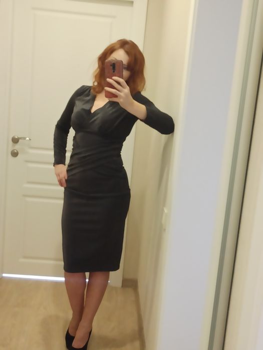 Продам новое платье