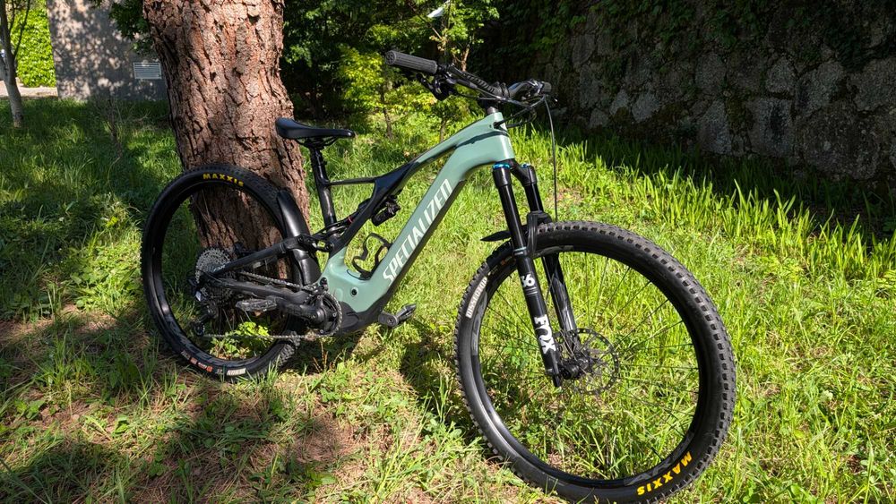 Ebike Specialized Levo Expert Carbon M/L como nova!