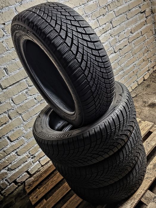Зимові 205/55r17 Bridgestone | 2022 | 7.5mm | Spain | Преміум шини