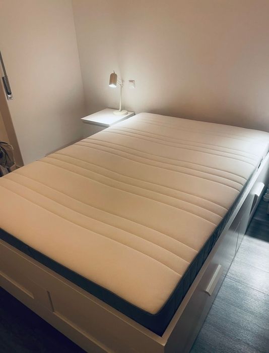 Cama Ikea BRIMNES 140x200cm