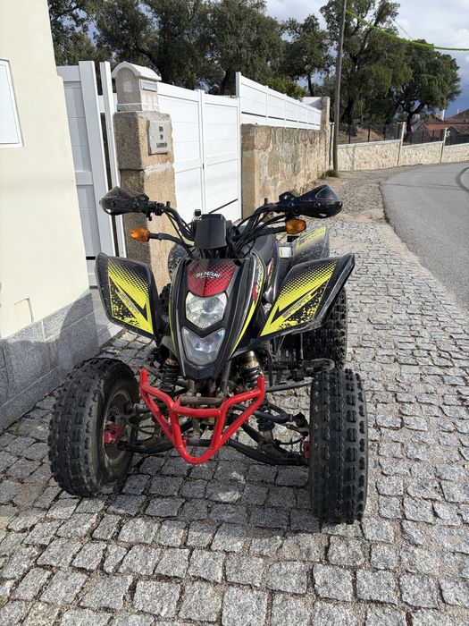 Vendo Moto 4 - com documentos
