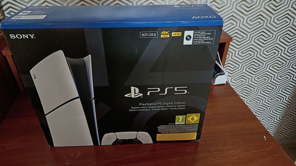 Sony PlayStation 5 Slim 825GB