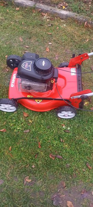 Kosiarka spalinowa  silnik Briggs 4,5 km