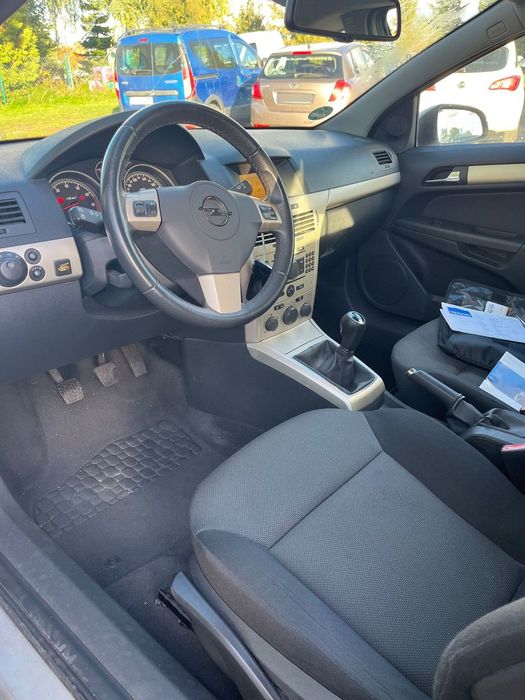 Opel Astra Opel Astra 1.6 144000KM LPG Czujniki Klima Książka Serwisowa