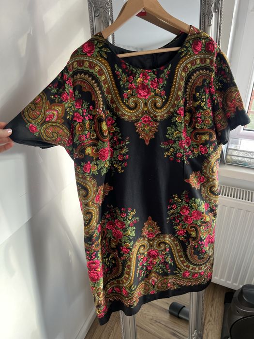 Sukienka plus size motyw goralski