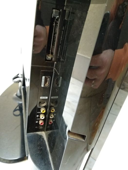 Televisão Samsung LCD 37'' - Para arranjo ou peças