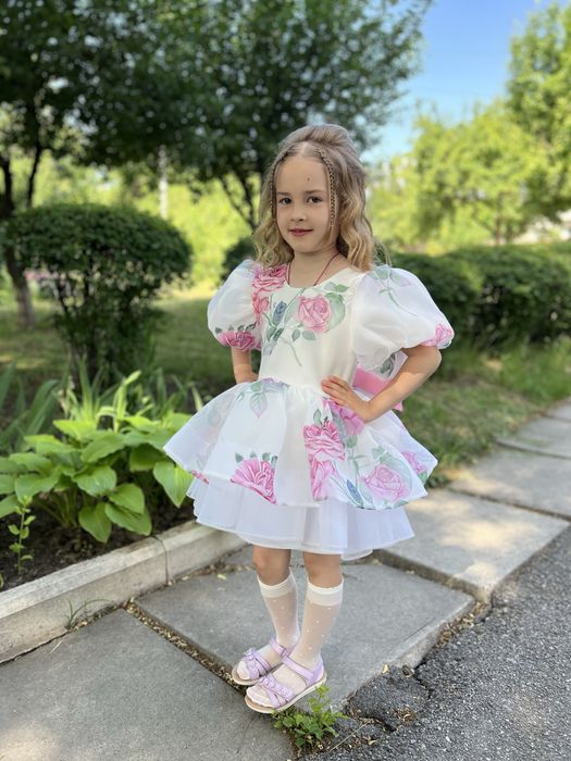 Святкова дитяча сукня 116 р