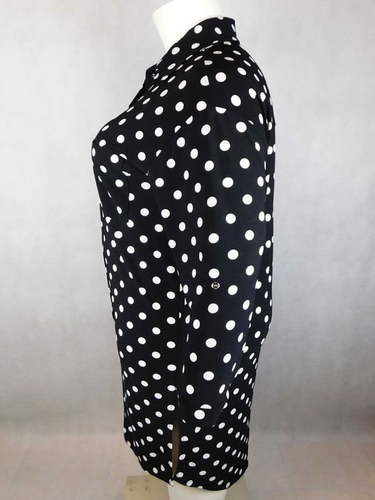 Komplet w grochy z koszulo-tuniką  Plus Size 2XL - 50/52