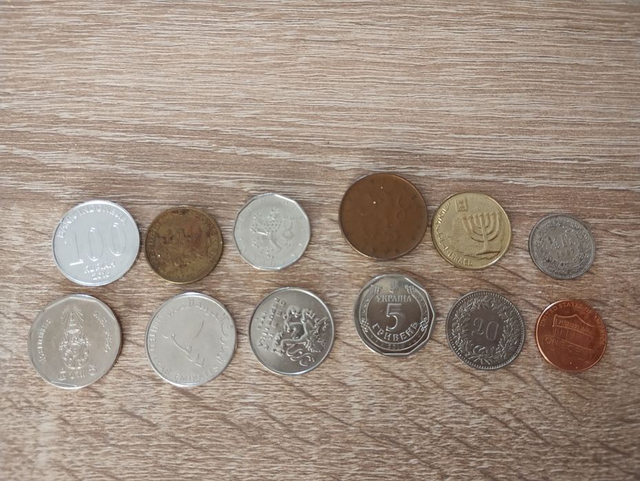 Monety kolekcjonerskie różne