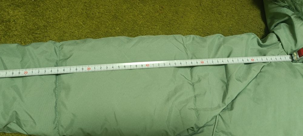 Тепла довга куртка пальто  164 см