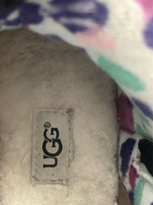 Демісезонні ботиночки UGG