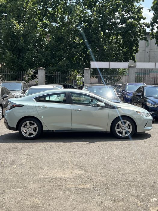 Продам Chevrolet Volt
