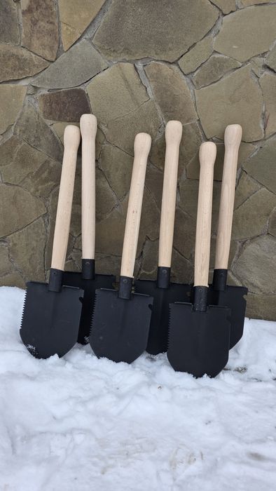 Саперна лопата тактична: посилена з дерев'яною ручкою та зубцями