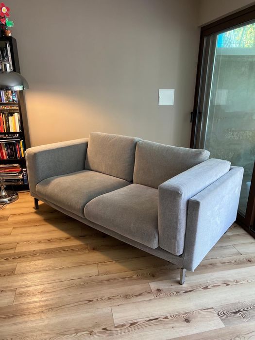 Sofá cinzento 200 cm muito confortável