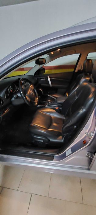 MAZDA 6 SW MZR-CD 2.0 EXCLUSIVE PLUS - Em muito bom estado