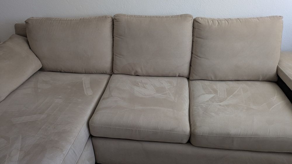 Sofá com chaiselongue