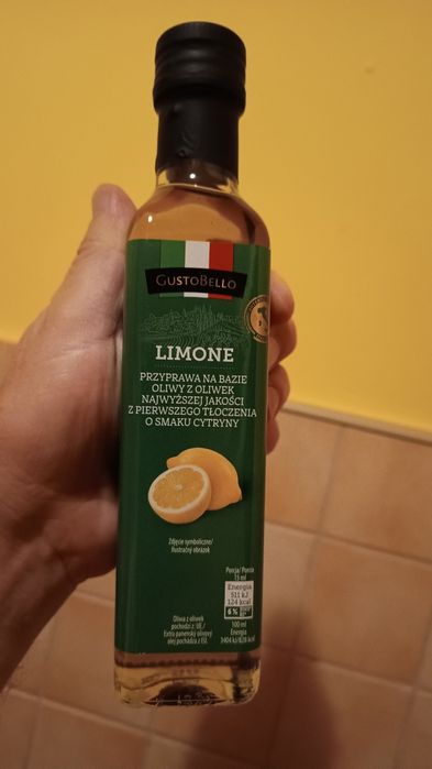 Włoska oliwa z naturalnym aromatem cytrynowym - 2 butelki / 2 x 250 ml