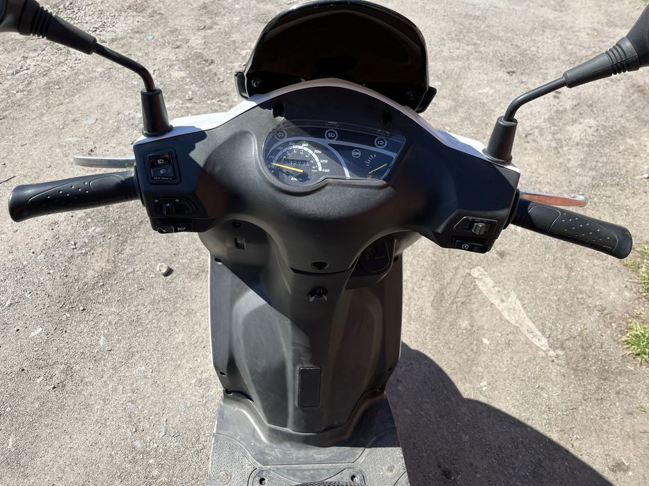Скутер SYM Orbit 150