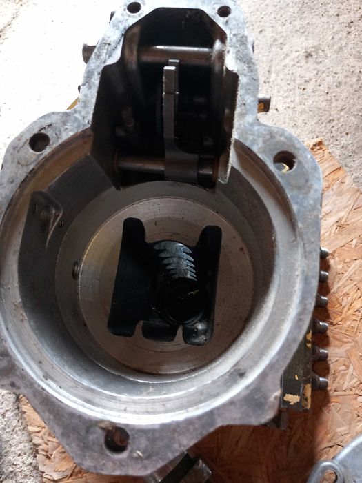 Pompa paliwa simms części