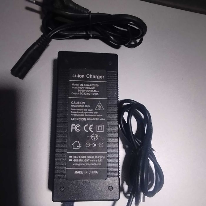 Cabos de carregamento.