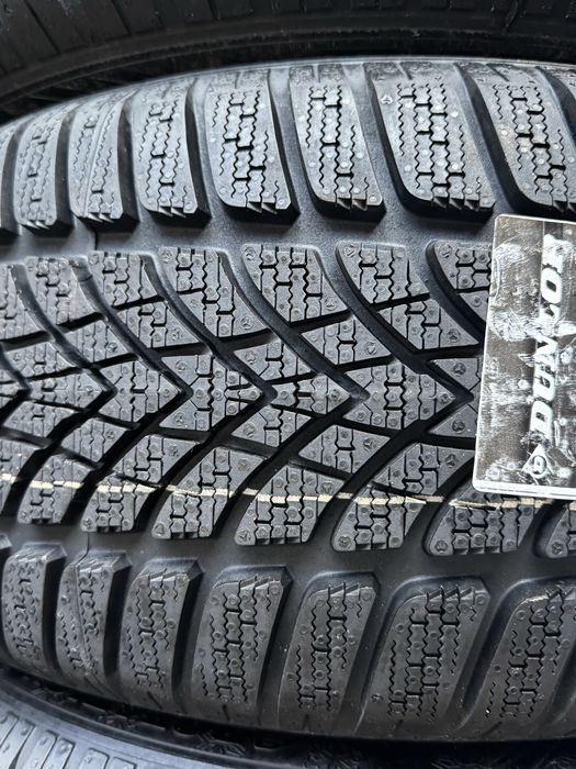 NOWE 225/50/17 DUNLOP Zimowe opony komplet