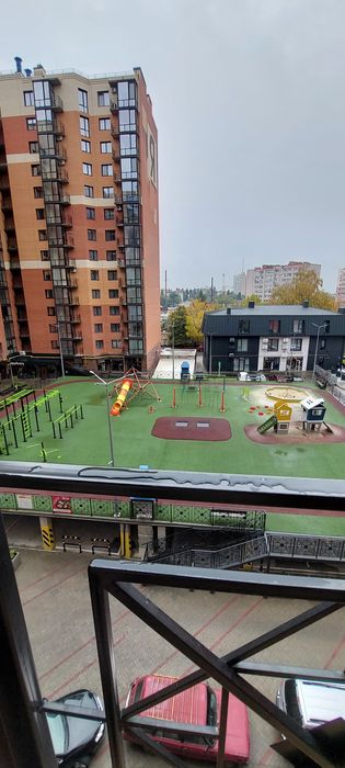 Тепла затишна ЖК Яровиця