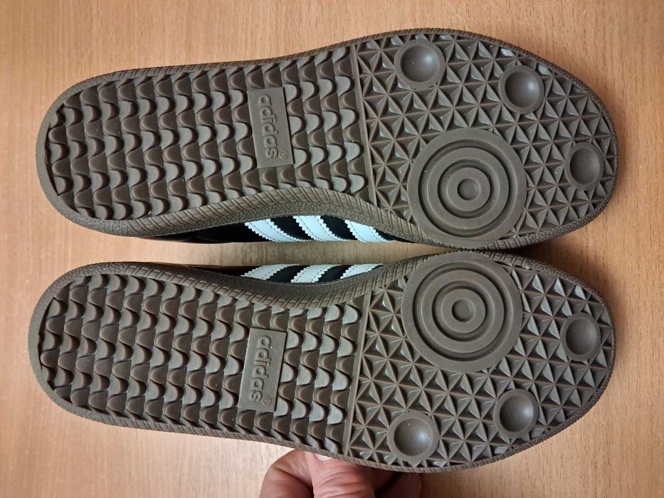 Детские Кроссовки adidas 38 размер стелька 24см