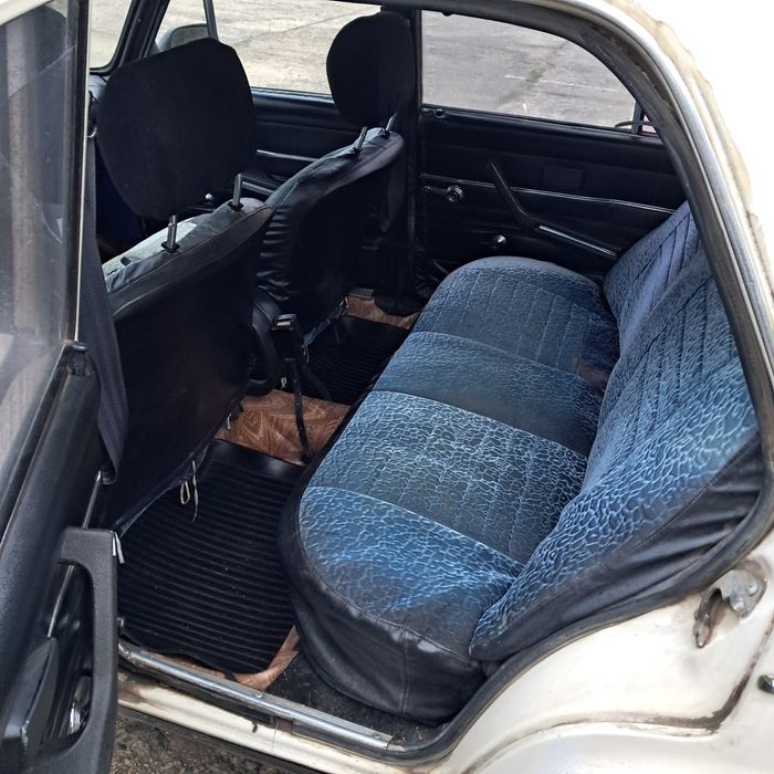 Продам авто ваз 21063