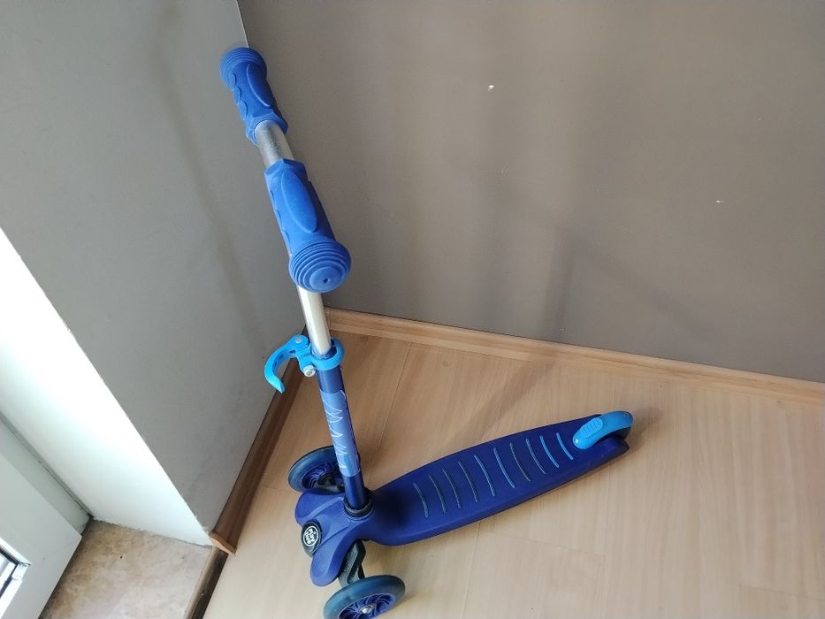Hulajnoga trzykołowa Playtive