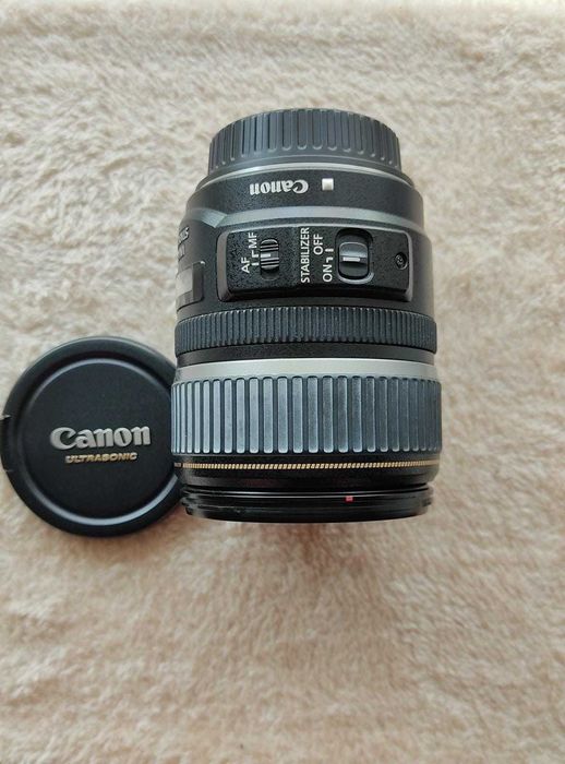 Canon EF-S 17-85mm f/4-5.6 IS USM