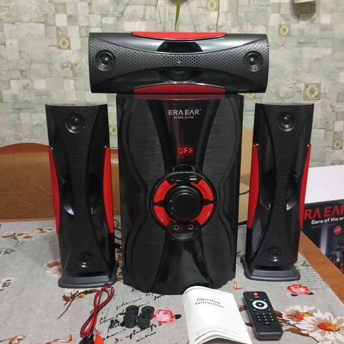 Акустична система. Домашній кінотеатр. Колонки. Акустика для дому.