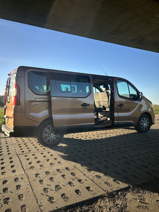 Renault trafic 2015 1,6 9 osob