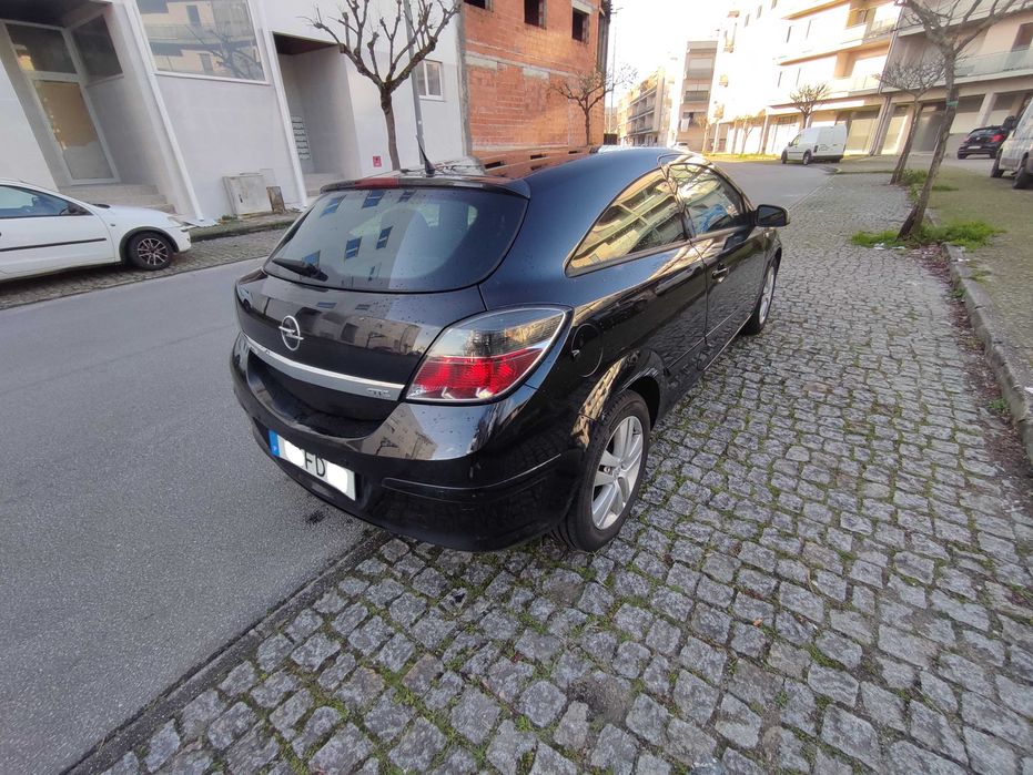 Opel Astra GTC 1.7 125 CV(Motor Isuzu)
