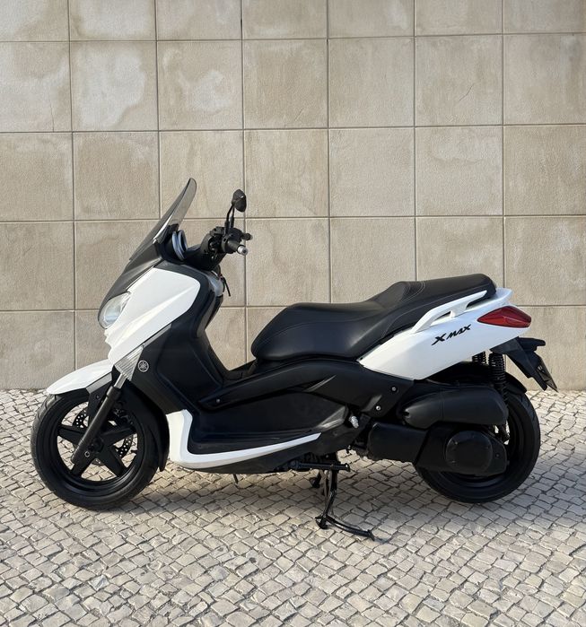 Yamaha X-max 250