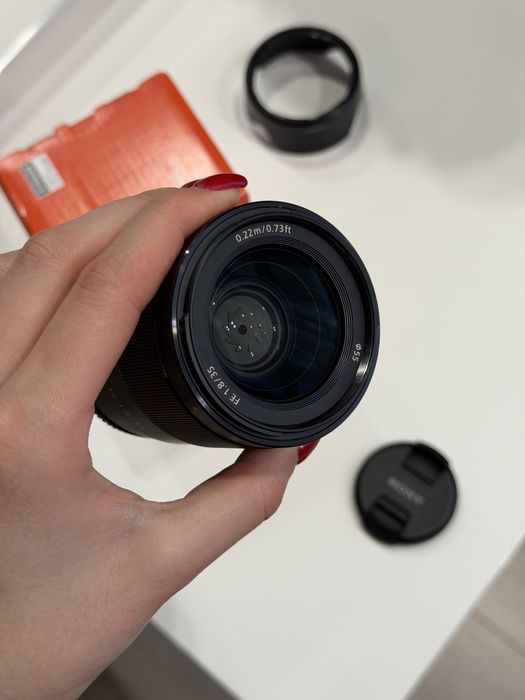 Обʼєтив Sony 35mm 1.8