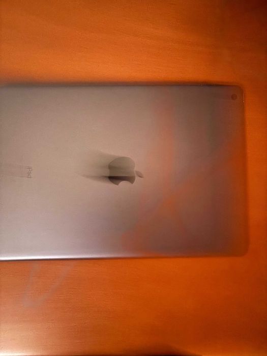 Apple iPad 10.2'' Wi-Fi - 64GB-Cinzento Sideral - 9ª Geração, Novo.