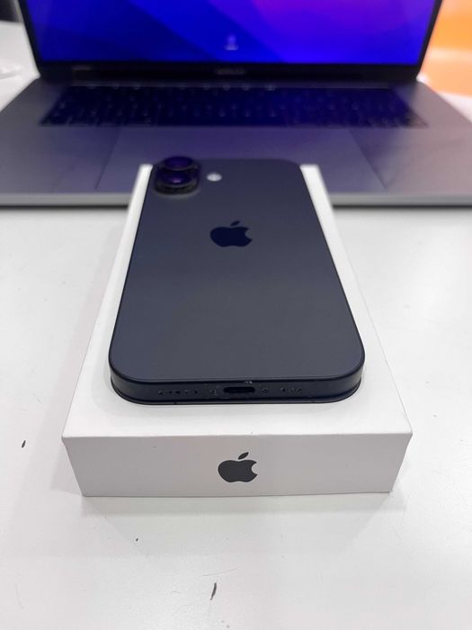 iPhone 16 128GB Black with box